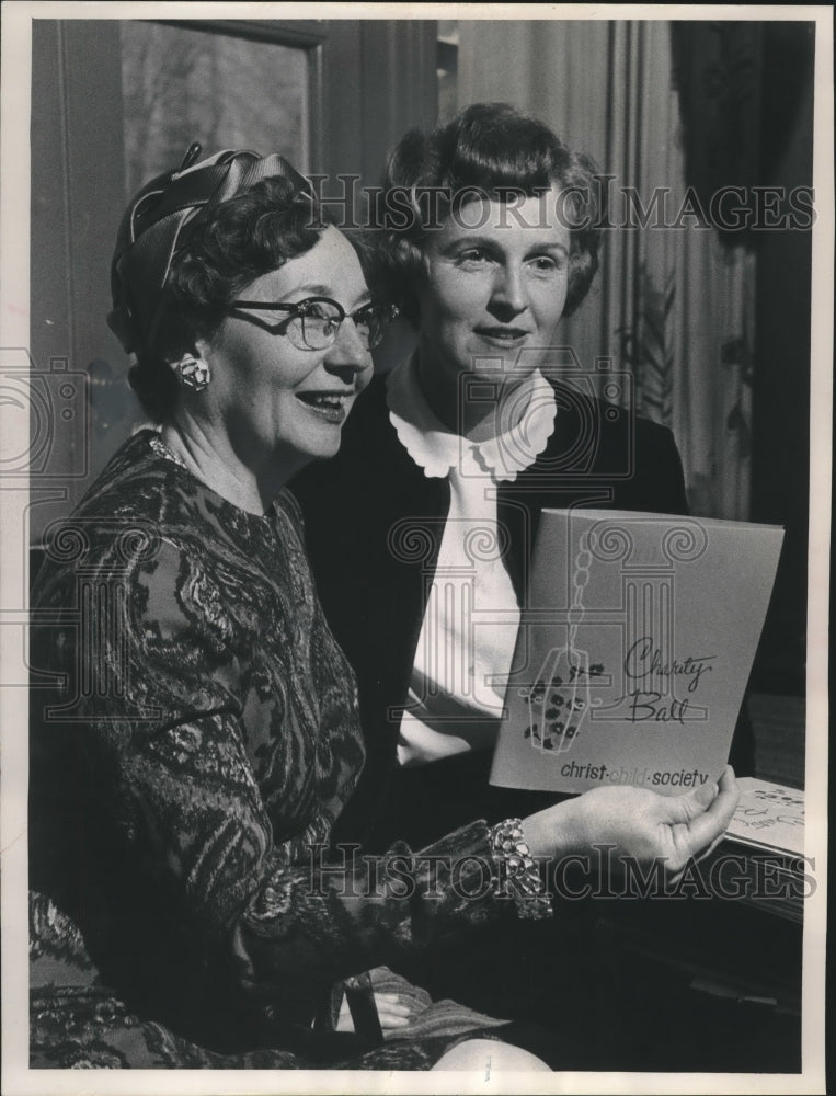 1963, Mrs. Joseph Tierney &amp; Mrs. William Rogers at the Wisconsin Club - Historic Images