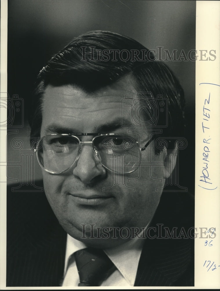 1986 Press Photo Milwaukee 9th district Alderman Howard R Tietz, Wisconsin - Historic Images