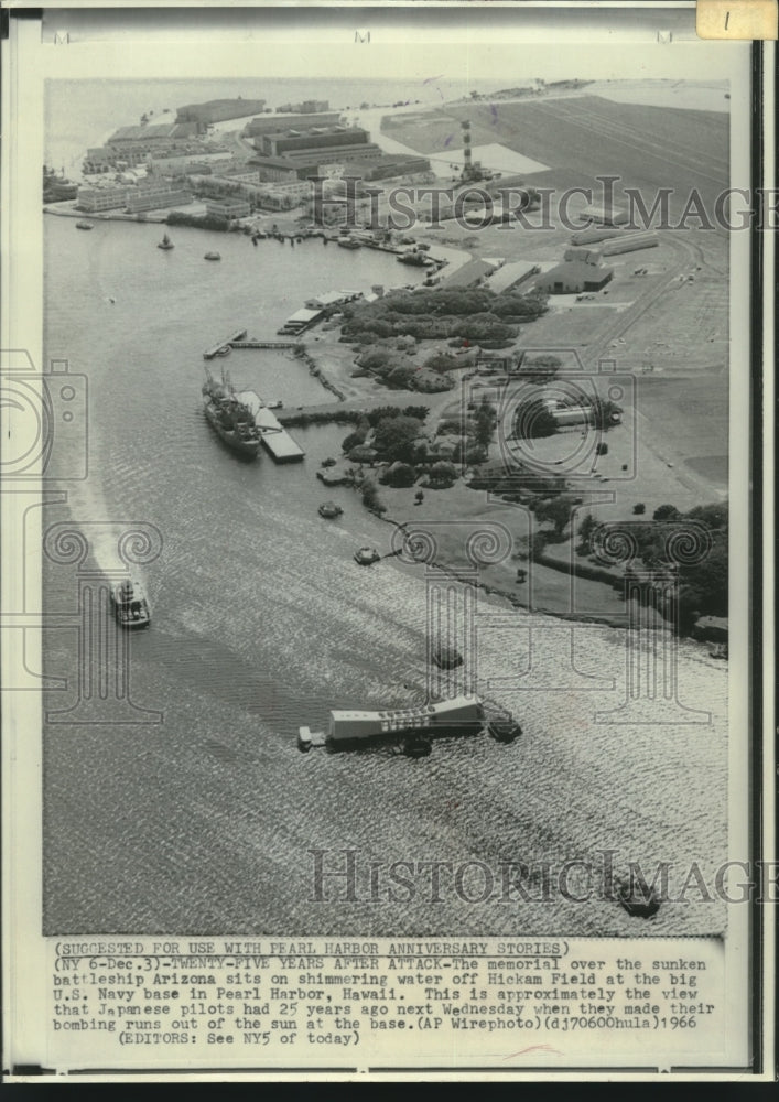 1966 Press Photo The battleship Arizona Memorial in Pearl Harbor, Hawaii - Historic Images