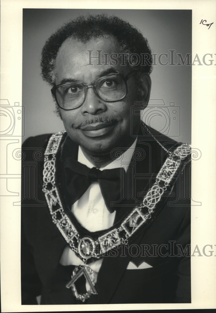 1985 Press Photo William Stark, Wisconsin proud master Prince Hall Masons - Historic Images