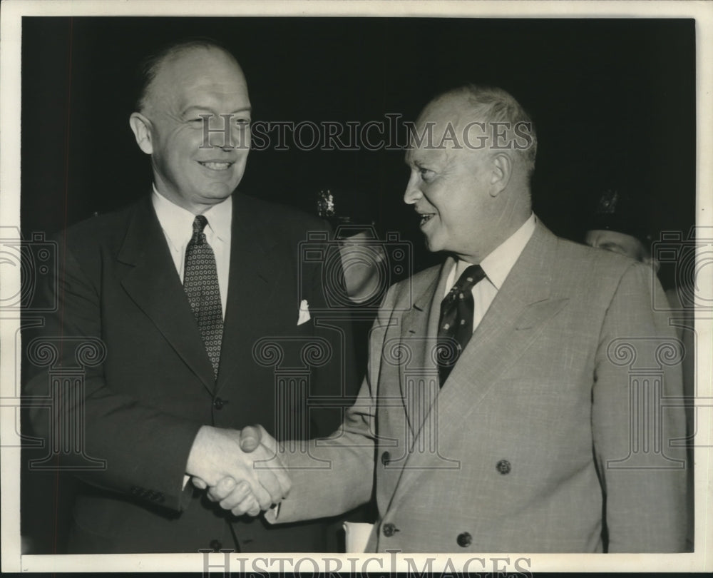1952 Press Photo Former Governor Harold Stassen with Dwight Eisenhower, New York - Historic Images