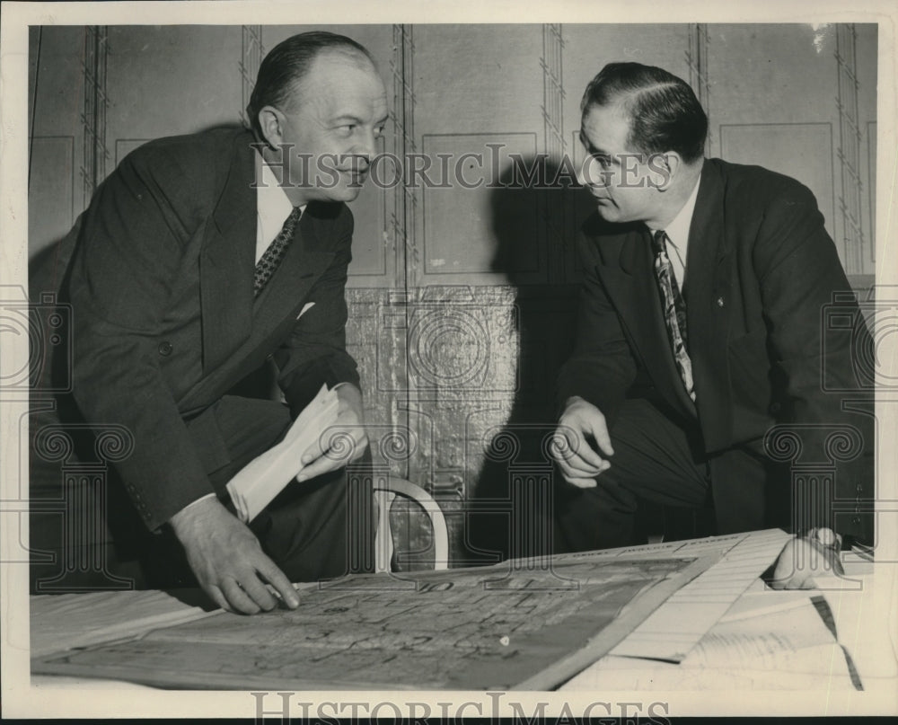 1948, Harold Stassen meets with Senator Joe McCarthy of Wisconsin - Historic Images