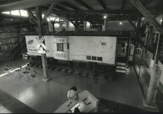 1994, Vending Lounge and Reception Area of Towell Promotional Service - Historic Images