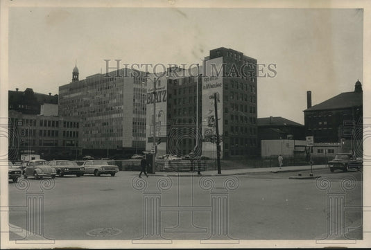 1966, Rasche's Tower in Milwaukee - mjc10164 - Historic Images
