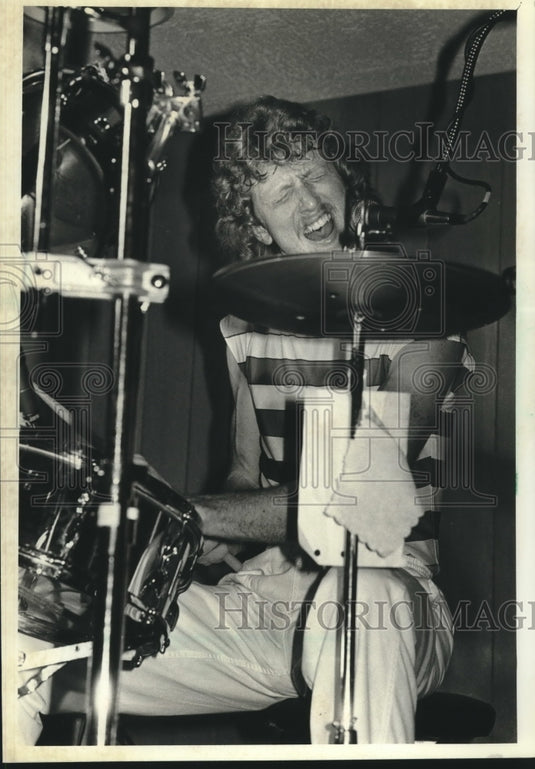 1982 Musical group UXB's drummer, Paul Stueber - Historic Images