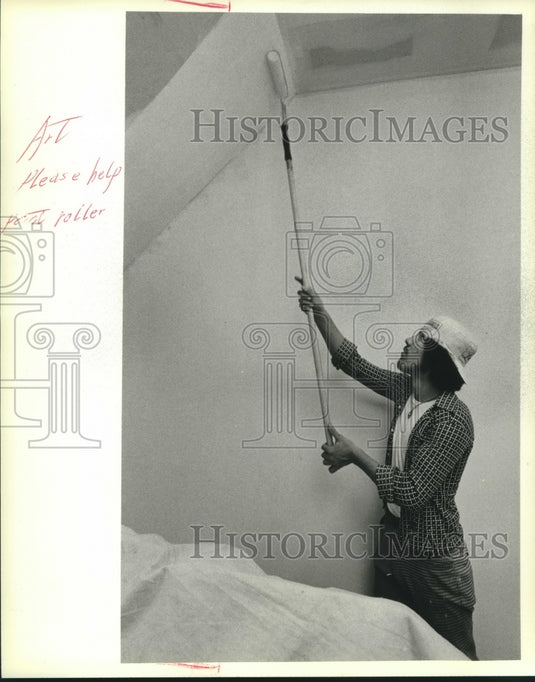 1980, David Nunez, painter, United Migrant Opportunity Service - Historic Images