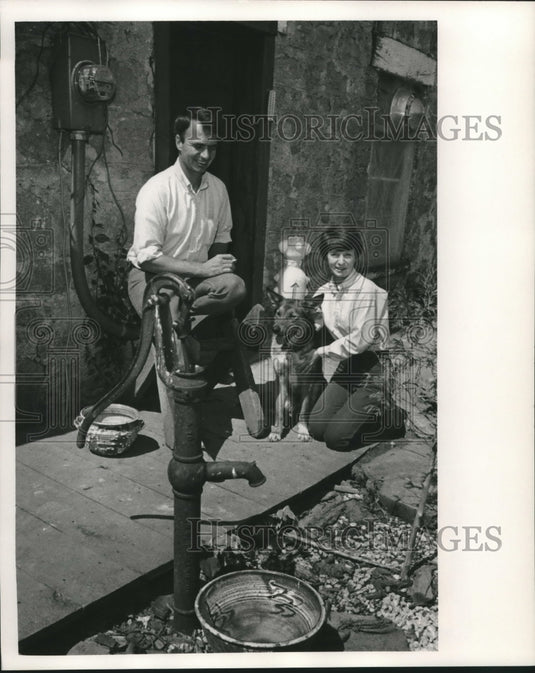 1968 Press Photo Potter Don Trudells' and his pottery in Wisconsin - mjc10674 - Historic Images