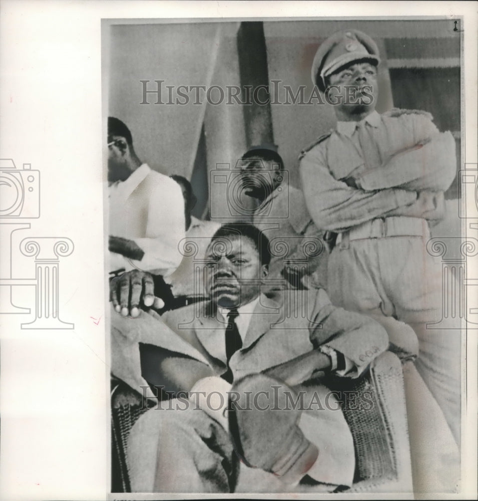 1961 Press Photo President Moise Tshombe of the Congo with guards - mjc10698 - Historic Images