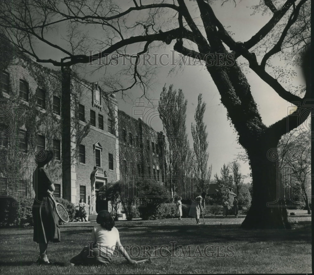 1949, Inmates of the Wisconsin home for women at Taycheedah - Historic Images