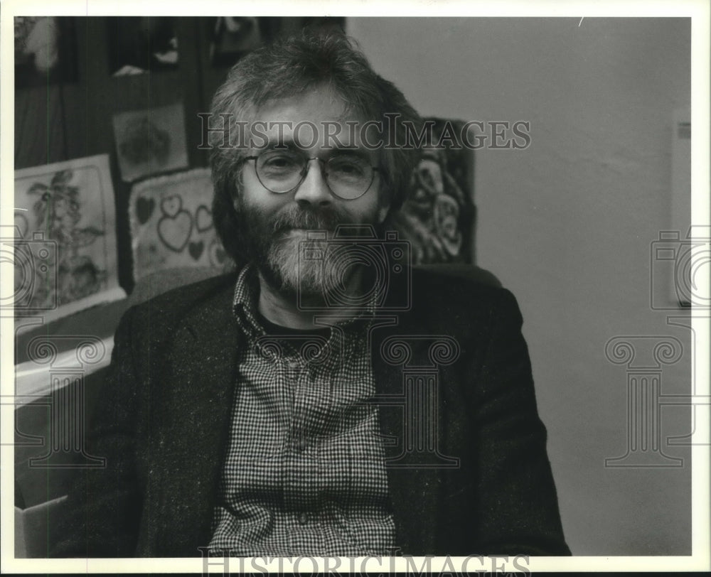 1994 Press Photo Jim Hulbert director Pierce County Land Mgmt. Office, Wisconsin - Historic Images