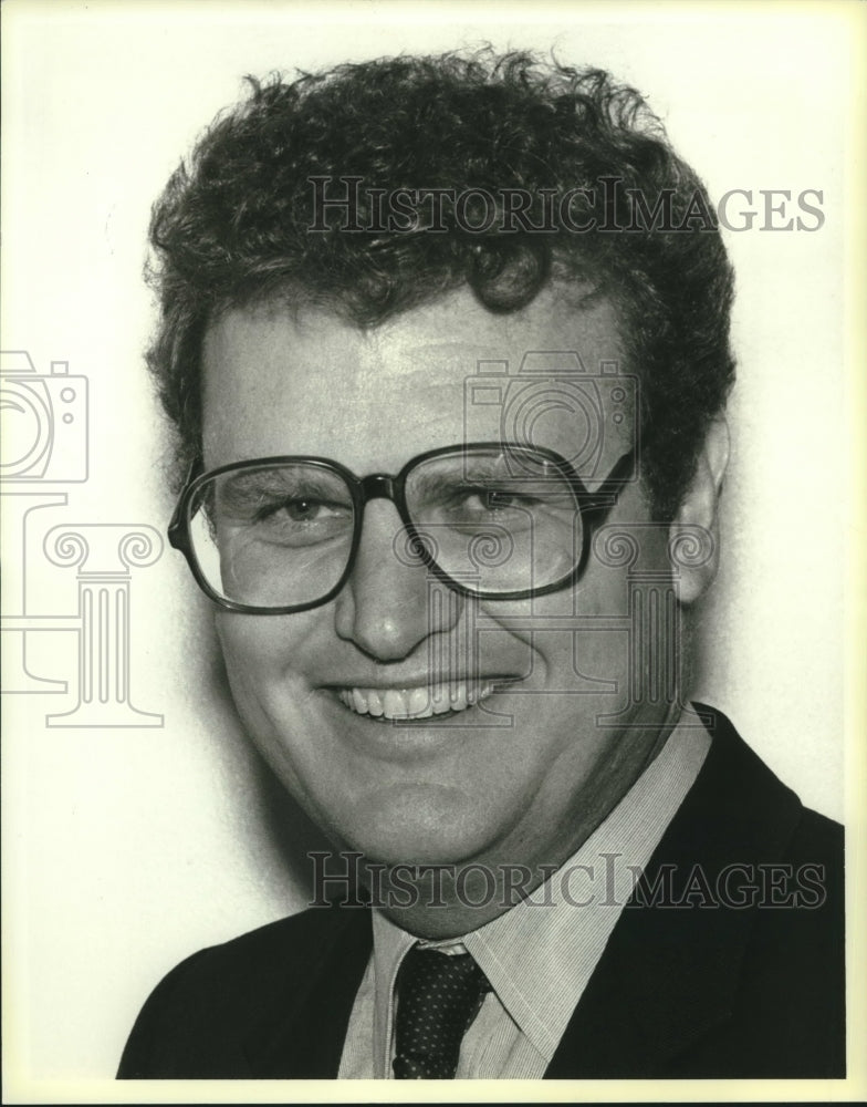 1966 Press Photo Howard Stringer, executive vice president, CBS News - mjc10912 - Historic Images