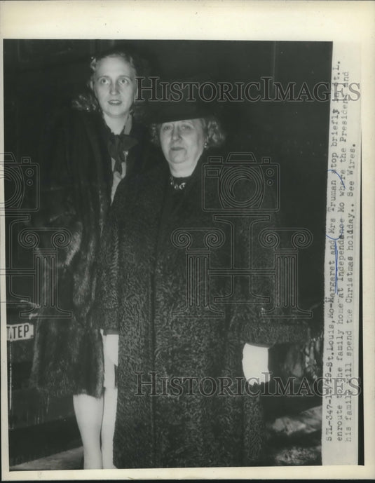 1945, Mrs. Harry Truman & daughter Margaret in St Louis, Missouri - Historic Images