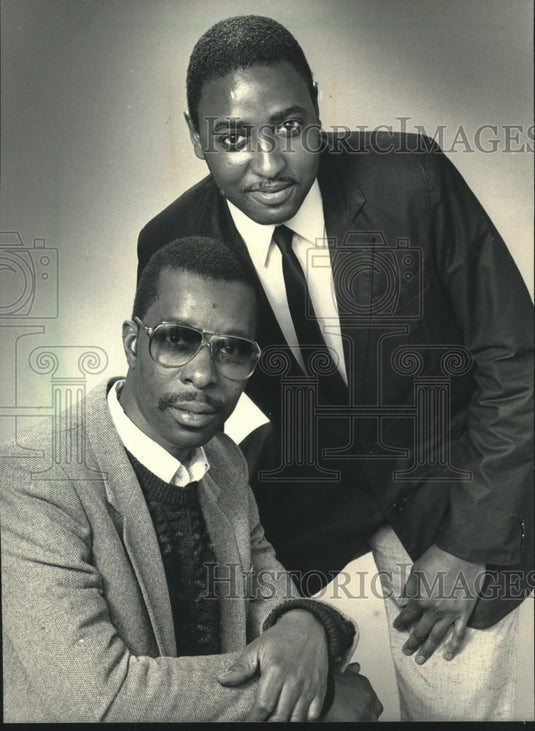 1987 Thomas Crosby & James Benton of The Thomas James duo, Wisconsin - Historic Images