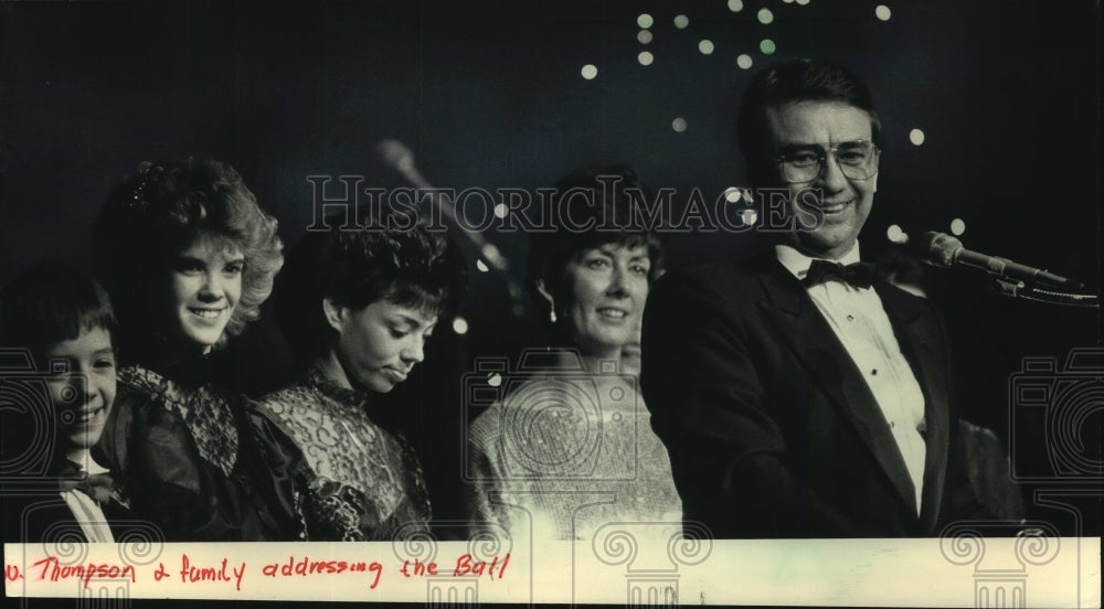 1967 Press Photo Governor Tommy Thompson &amp; family addressing the Inaugural Ball - Historic Images