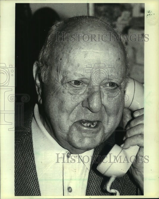 1981 Virgil Thomson, composer & conductor, in his New York residence - Historic Images
