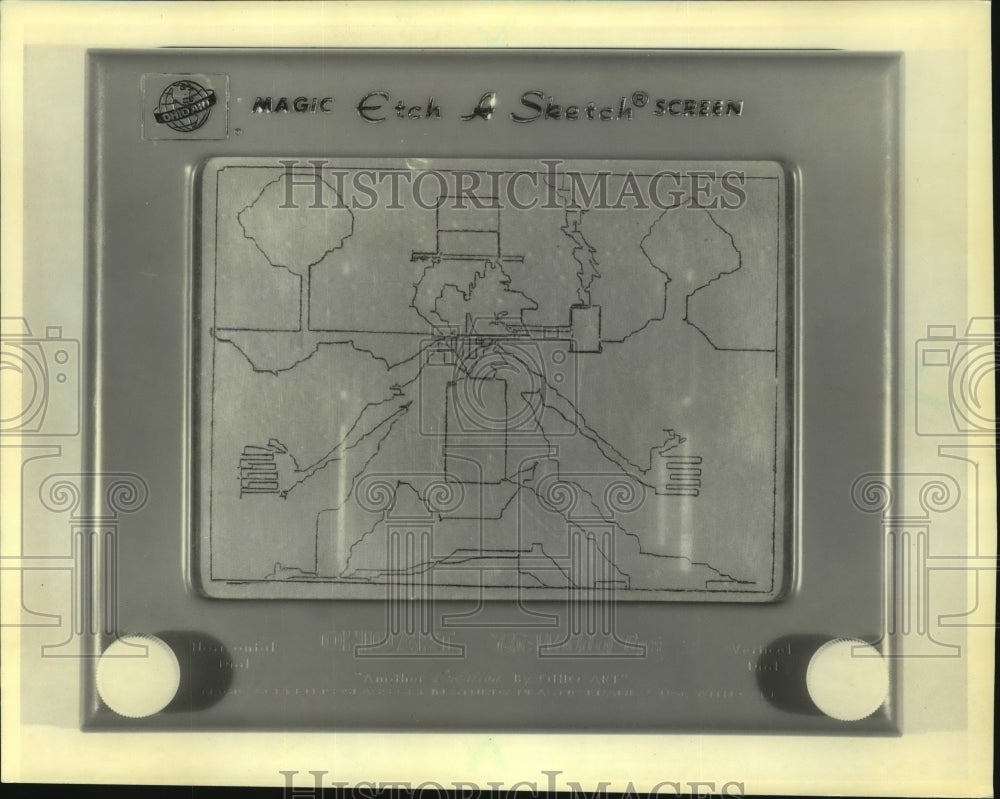 1984 The Etch a Sketch: a toy with staying power - Historic Images