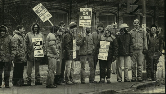 1980, Striking Allis- Chalmers Corporation Employes Picket at Plant - Historic Images