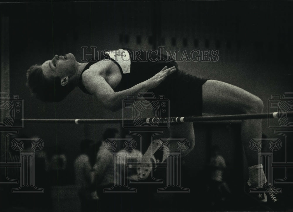 1991 High school track &amp; field high jumper, Brad Beyer Jr. in action - Historic Images