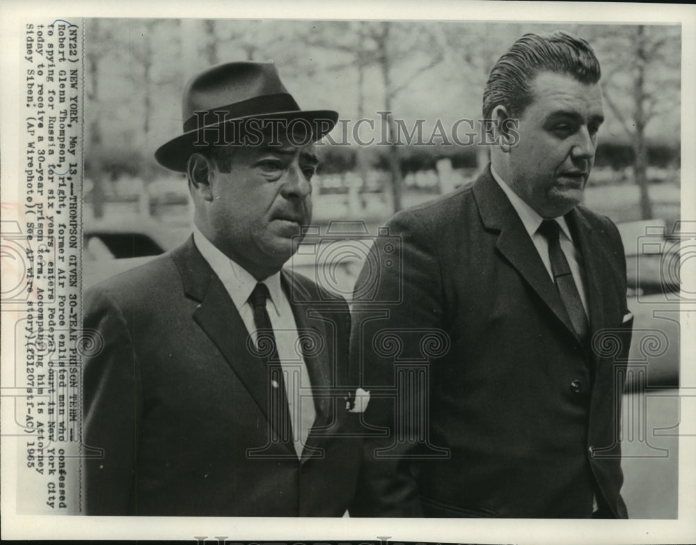 1965, Robert Glenn Thompson spy for Russia & attorney in New York - Historic Images