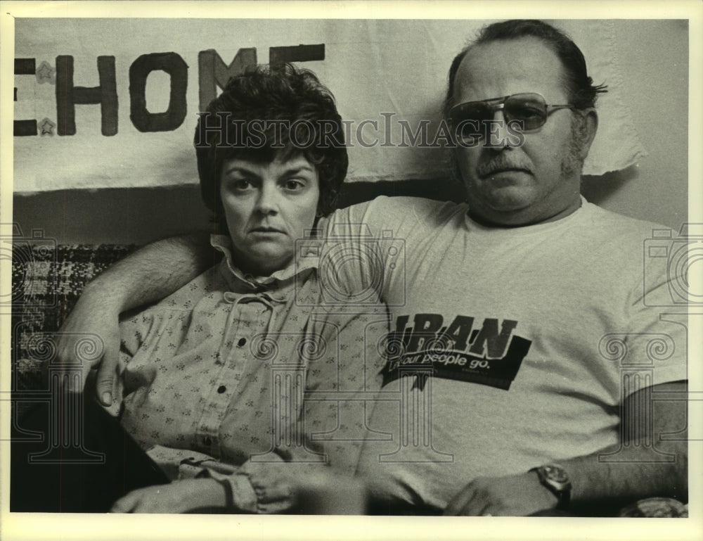 1980 Press Photo Barbara Timm, mother of Iran hostage, &amp; her husband - mjc12324 - Historic Images