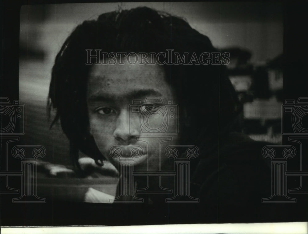 1993 Johnny Thompson in Milwaukee County Court - Historic Images