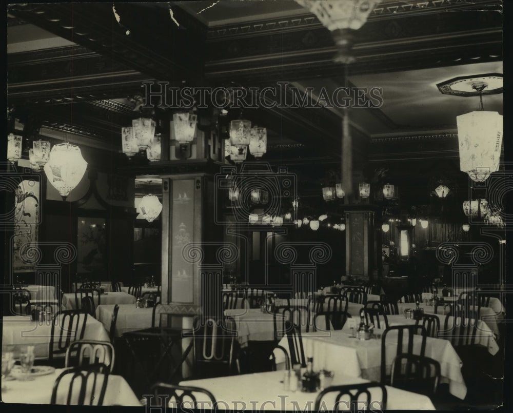 1932, Dinning room at Charlie Toy&#39;s Restaurant - mjc12394 - Historic Images