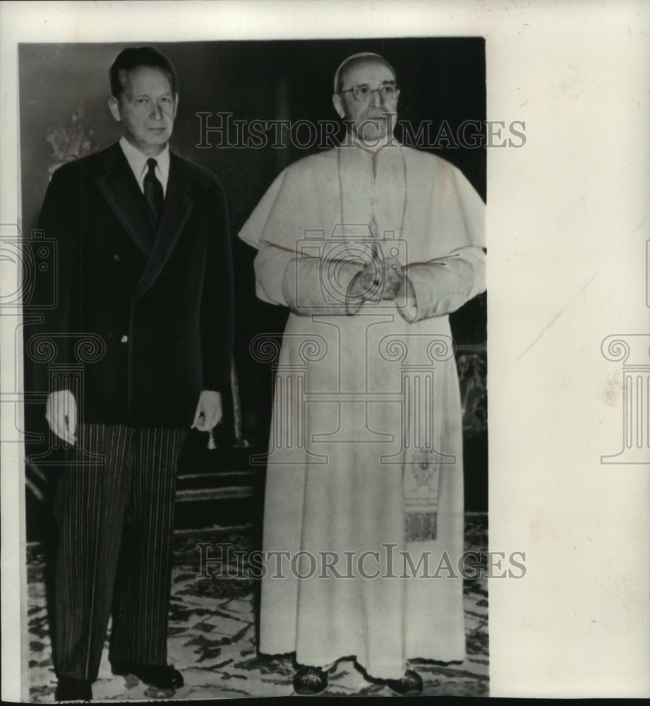 1953 Press Photo Dag Hammarskjold and Pope Pius XII at Vatican City, Italy - Historic Images