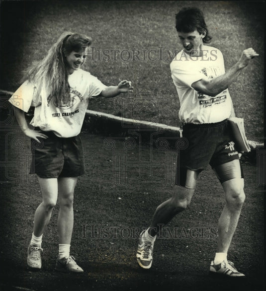 1991 Press Photo Memorial junior Karen Scherwinski & coach Chris Andacht - Historic Images