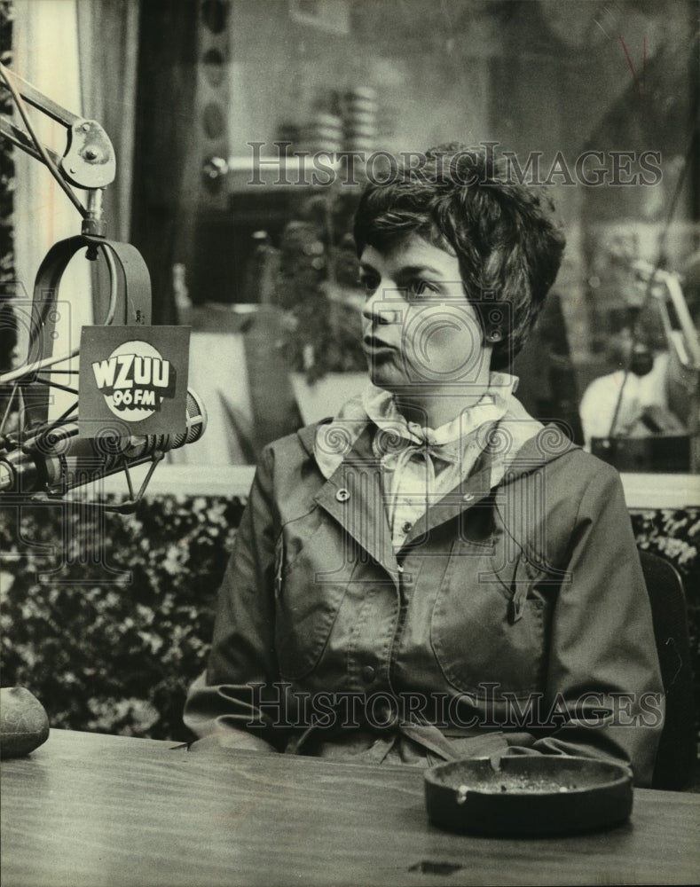 1980, Barbara Timm, Oak Creek, on Larry Johnson&#39;s radio show WZUU - Historic Images