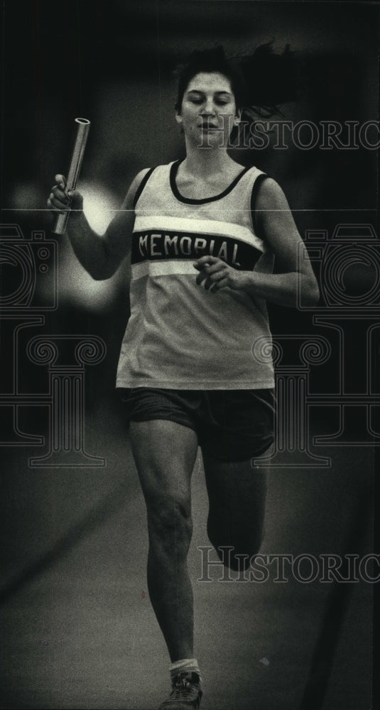 1991 Press Photo Dani Kupkovits was anchor for Catholic Memorial's relay team - Historic Images