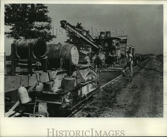 1963, Construction of Wisconsin interstate highway, Jefferson County - Historic Images