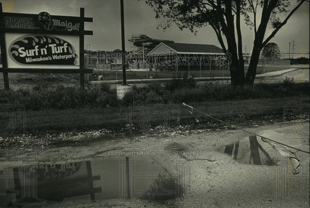 1991 Water park in Greenfield, soon to be auctioned off - Historic Images