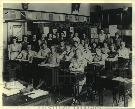 1938, The 1938 & 1939 classes of the Sussex State Graded School - Historic Images