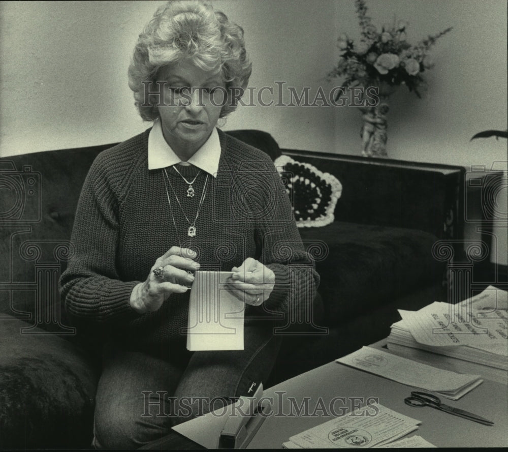 1985, Ellie Skrobiszewski, Muscular Dystrophy Association, Milwaukee - Historic Images