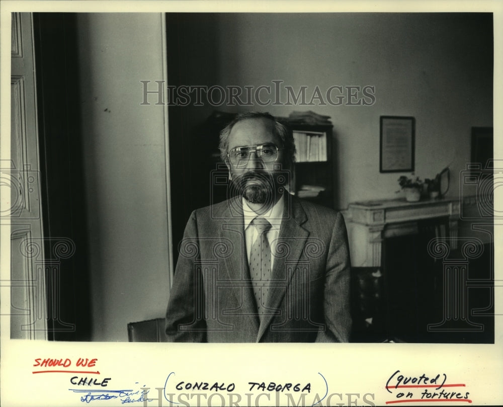 1989 Gonzalo Taborga founder of Chilean Committee on Human Rights - Historic Images