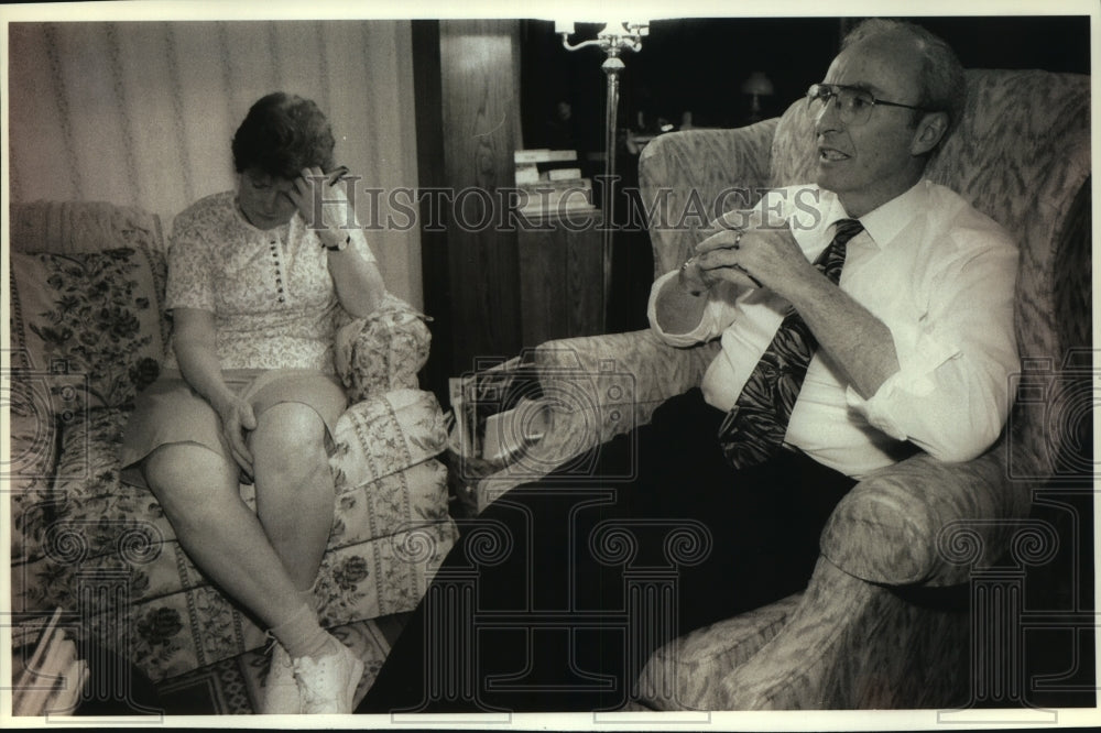 1993, Reverend Gordon J. and Lila Snyder speak from West Allis home - Historic Images
