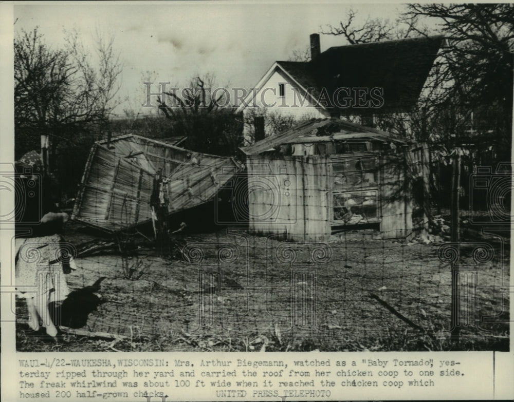 1953 Press Photo &quot;Baby tornado&quot; ripped through Waukesha, Wisconsin - mjc13523 - Historic Images