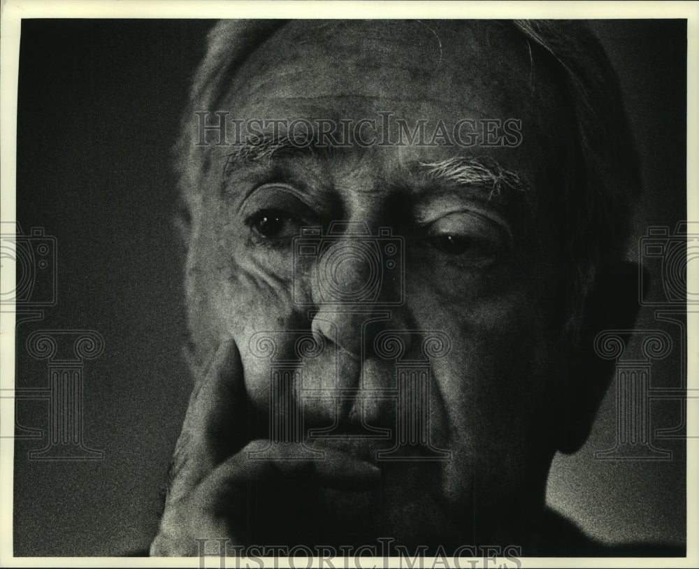 1993 Press Photo Howard K. Smith, speaks, State Historical Society of Wisconsin - Historic Images