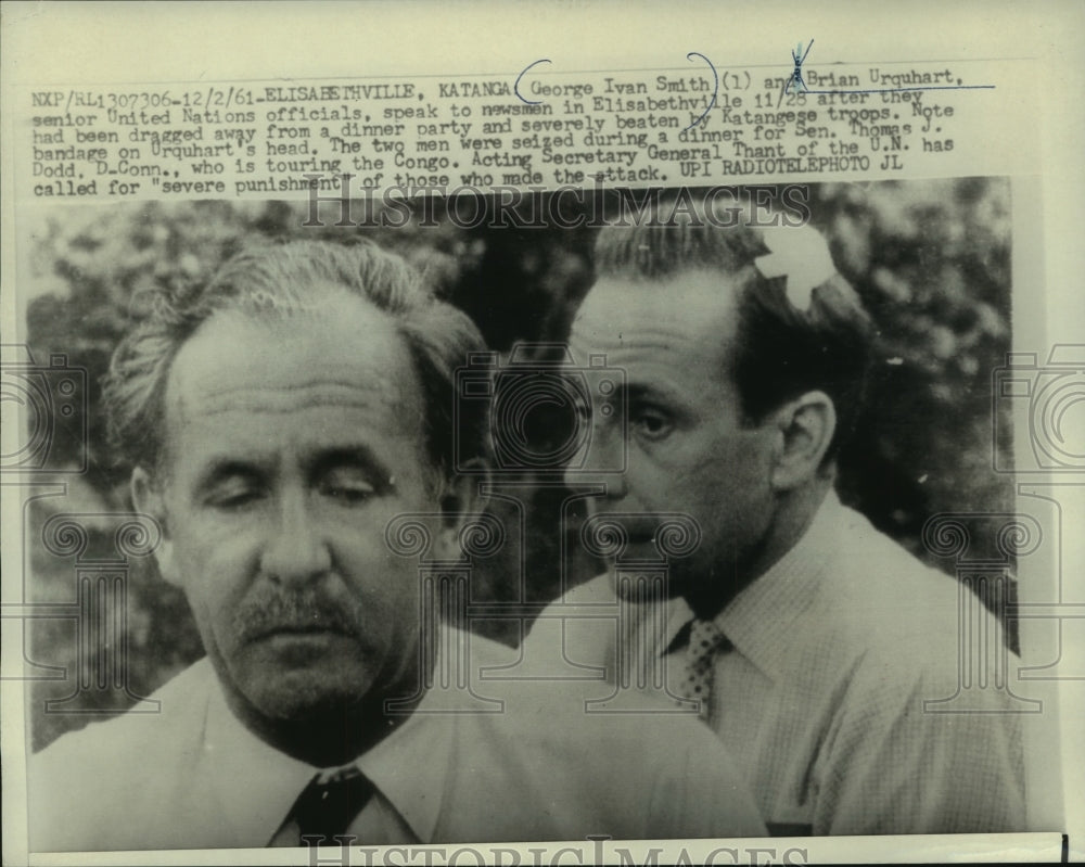 1961 Press Photo George Ivan Smith, Brian Urquhart, at news conference, Katanga - Historic Images