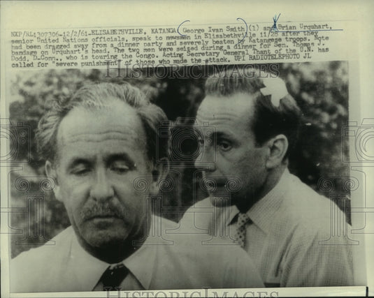 1961 Press Photo George Ivan Smith, Brian Urquhart, at news conference, Katanga - Historic Images