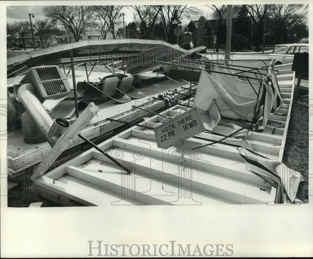 1964 Press Photo Storm wreckage in Milwaukee - mjc13628 - Historic Images