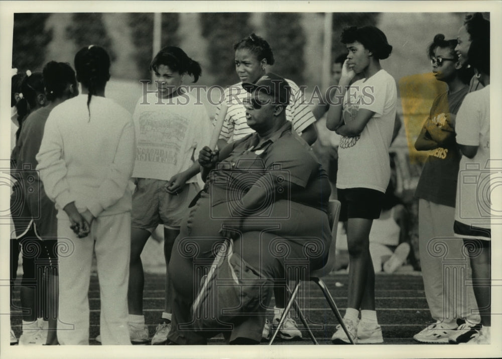 1991 Joe Sims, head coach of the Striders, at summer track program - Historic Images