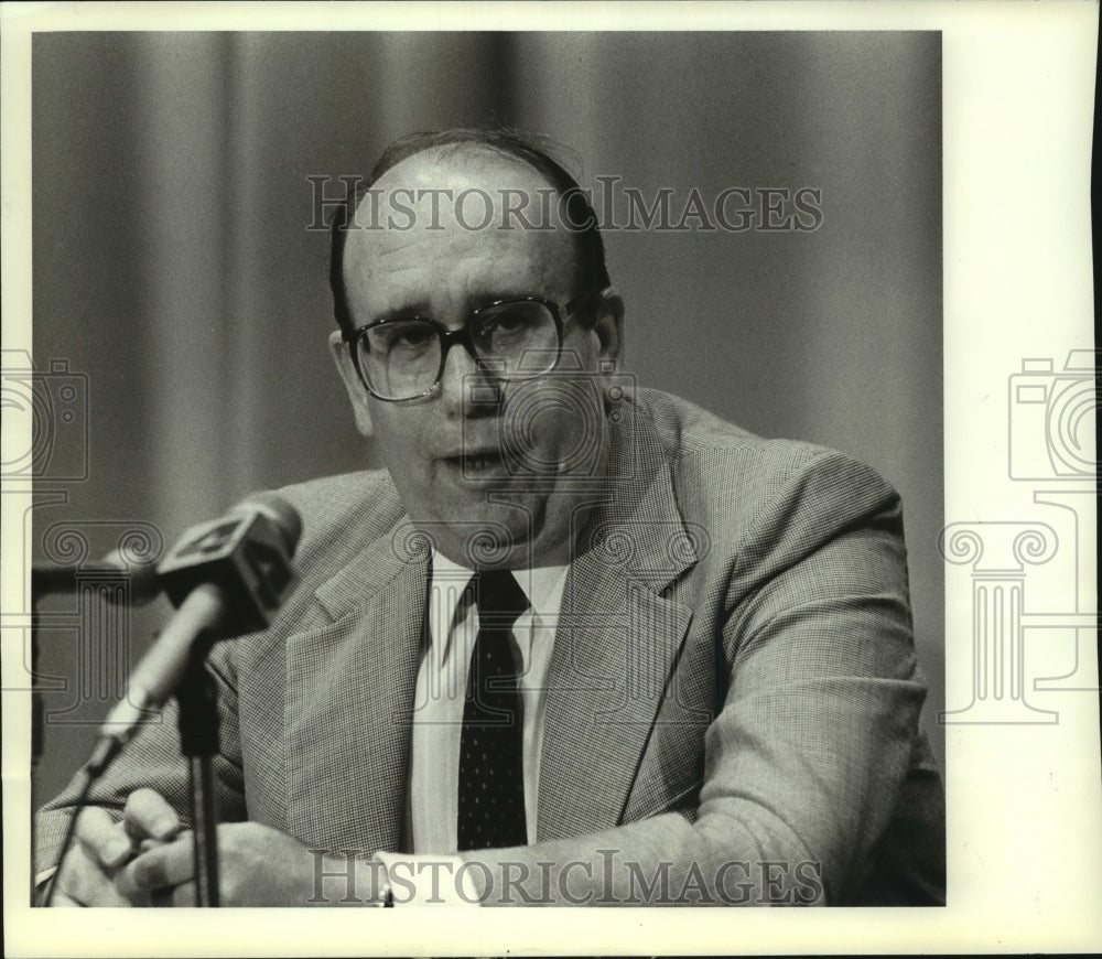 1982 Rus F. Slicker, director of Milwaukee Area Technical College. - Historic Images