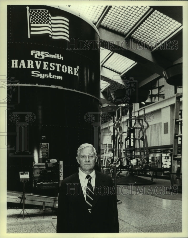 1980 L.B. Smith of A.O. Smith Corp., Wisconsin - Historic Images