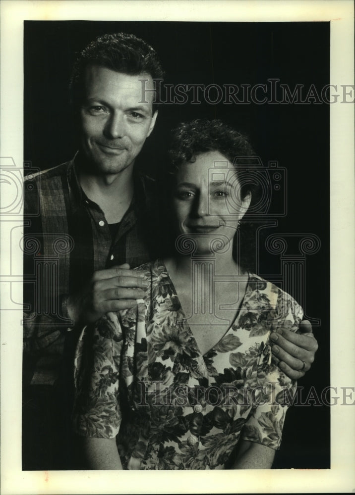 1993 Press Photo Actress Laura Gordon &amp; husband actor/director Jonathan Smoots - Historic Images