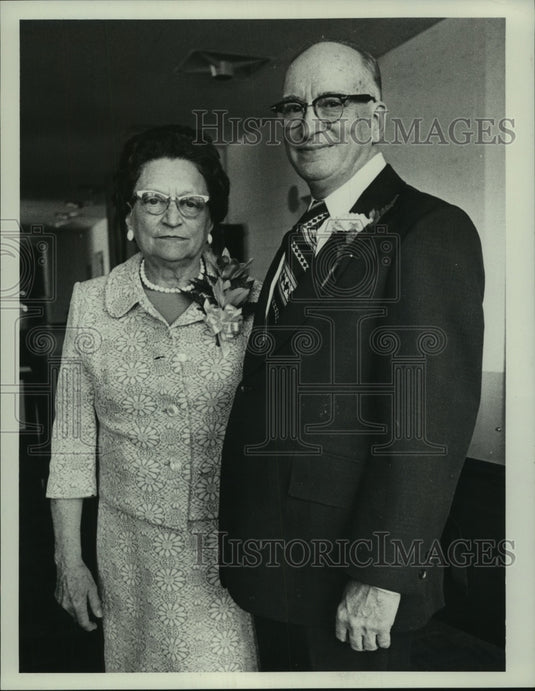 1974, Methodist minister Reverend Lee Smith & his wife of Milwaukee - Historic Images