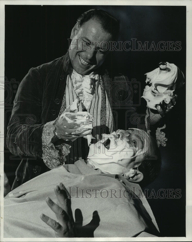 1967 Press Photo Cast members of Skylight Theater's "Barber of Seville"-Historic Images