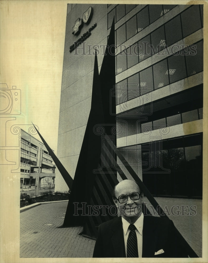 1986 Press Photo Wisconsin businessman Leo E. Suycott - mjc14190 - Historic Images