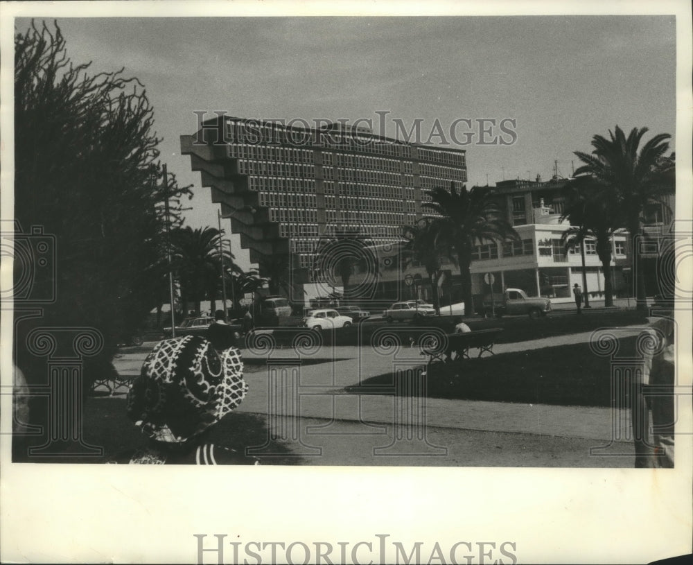 1972 Press Photo Hotel du Lack in Tunis, Tunisia - mjc14542 - Historic Images