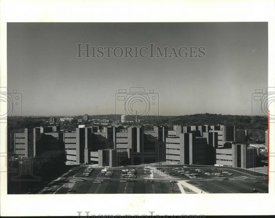 1978, University of Wisconsin-Madison's new Clinical Science Center - Historic Images